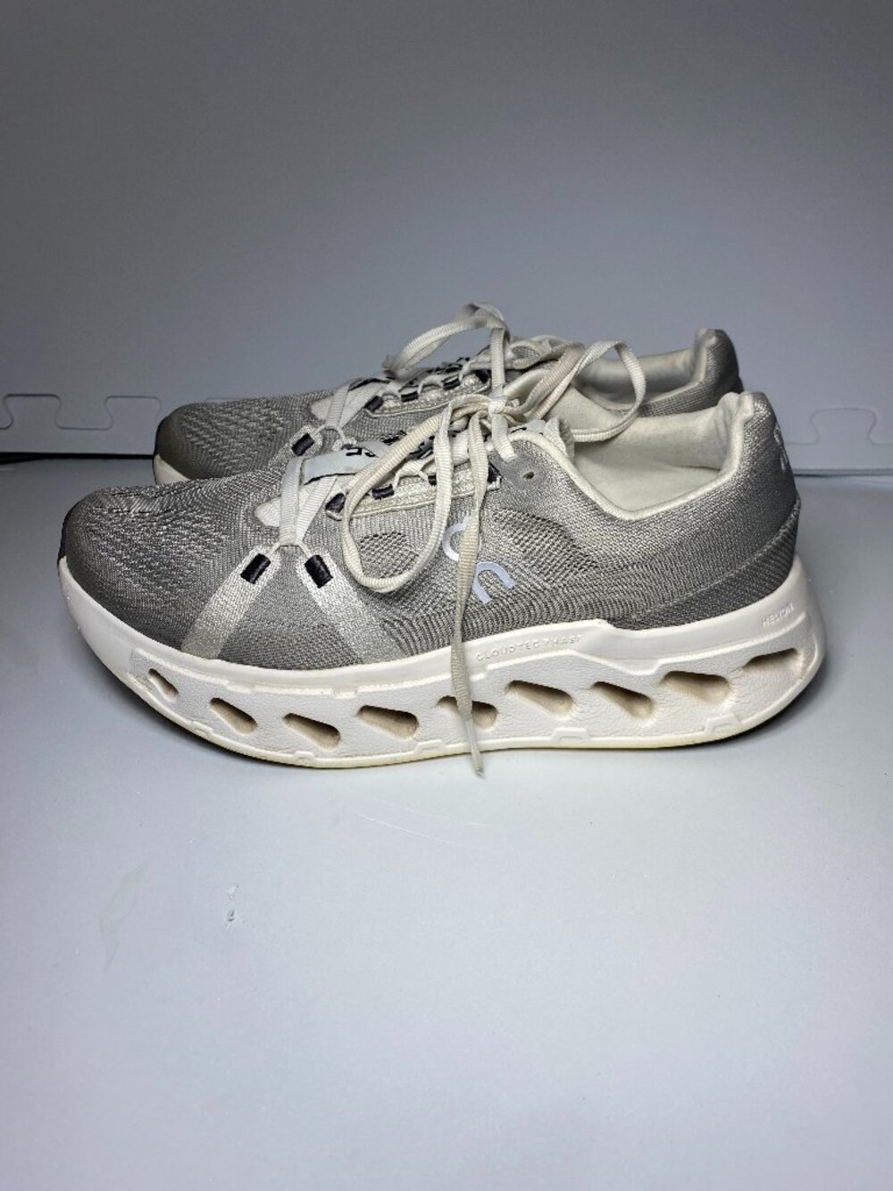ON Cloudeclipse Running Shoes Gray White Women's US 9.5 EU 41 CloudTec Phase
